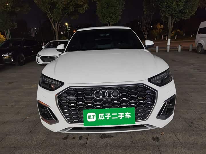 Фото 3 - Audi Q5L Sportback