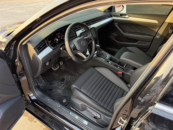 Фото 2 - Volkswagen Magotan