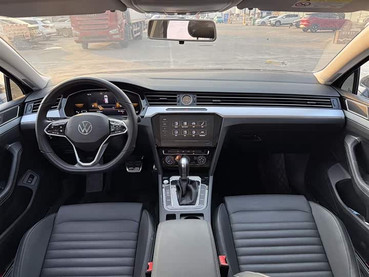 Фото 3 - Volkswagen Magotan