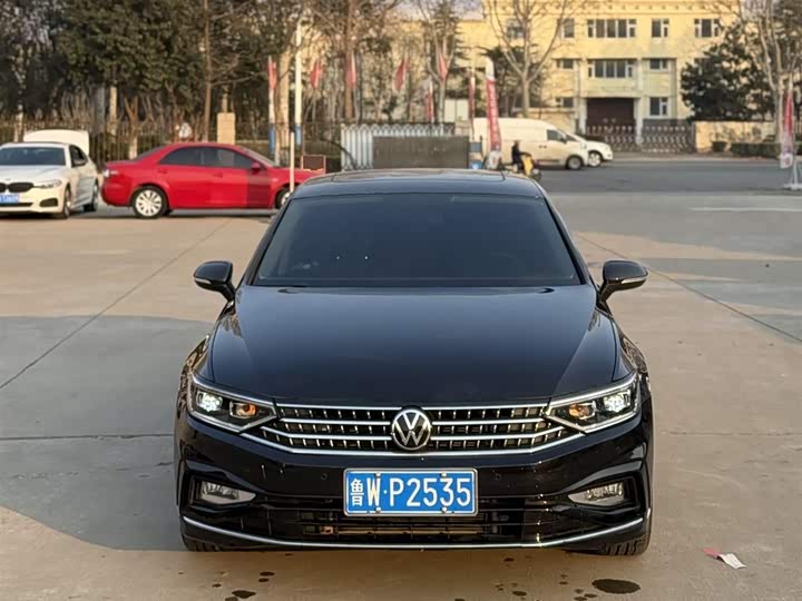Фото 7 - Volkswagen Magotan