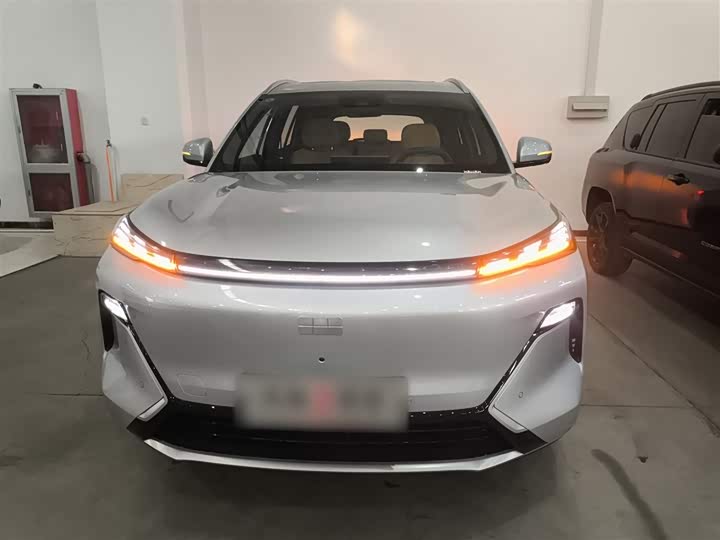 Фото 3 - Geely Galaxy Starship 7