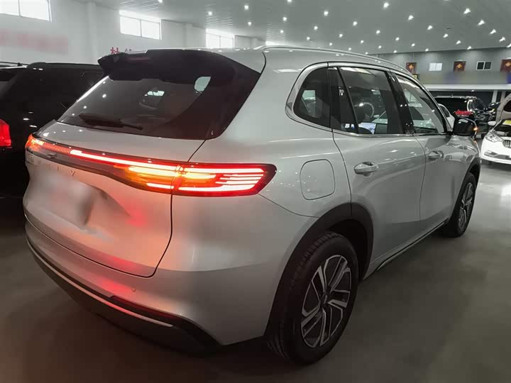 Фото 7 - Geely Galaxy Starship 7