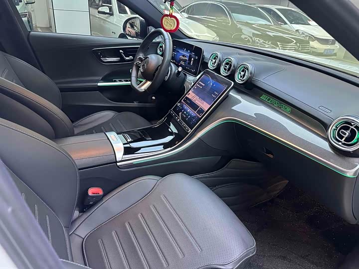 Фото 4 - Mercedes-Benz C-Class