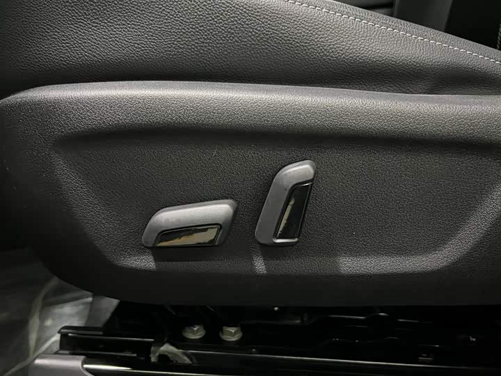 Фото 9 - Mazda CX-50