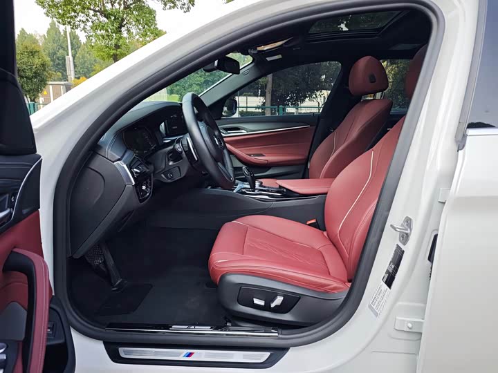 Фото 5 - BMW 5 Series