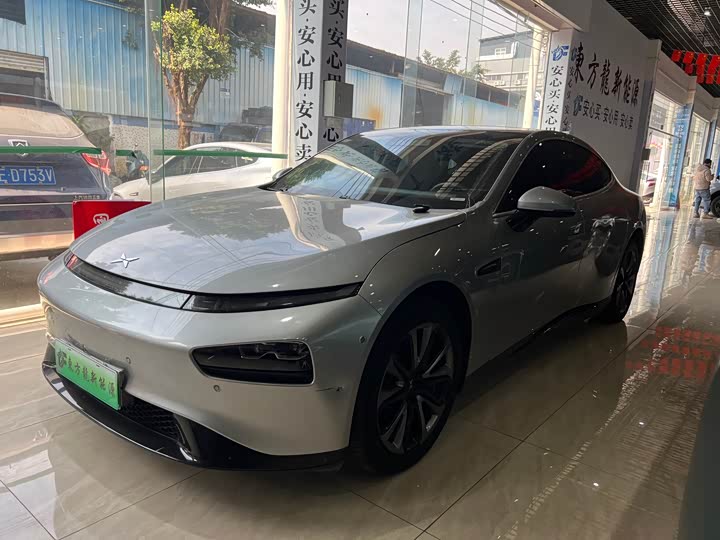 Фото 3 - XPeng P7