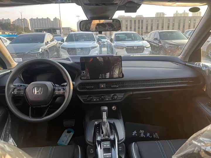 Фото 7 - Honda HR-V