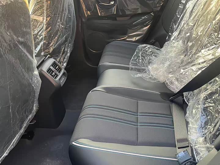 Фото 8 - Honda HR-V