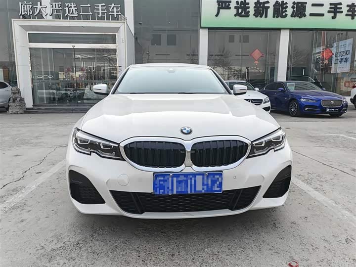 Фото 2 - BMW 3 Series