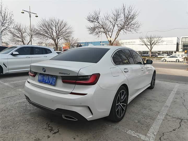 Фото 4 - BMW 3 Series