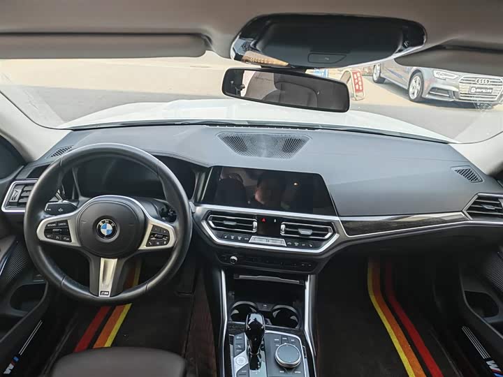 Фото 8 - BMW 3 Series