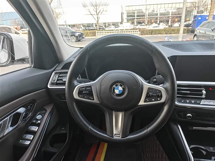 Фото 9 - BMW 3 Series