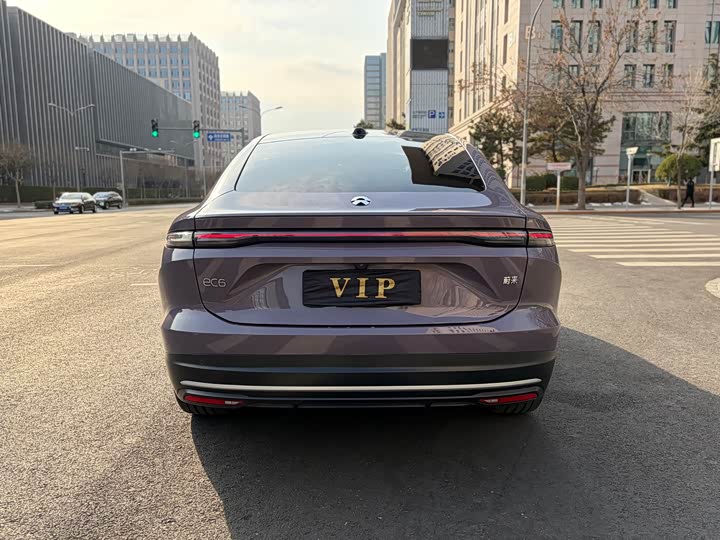 Фото 6 - Nio EC6