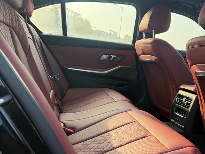 Фото 6 - BMW 3 Series