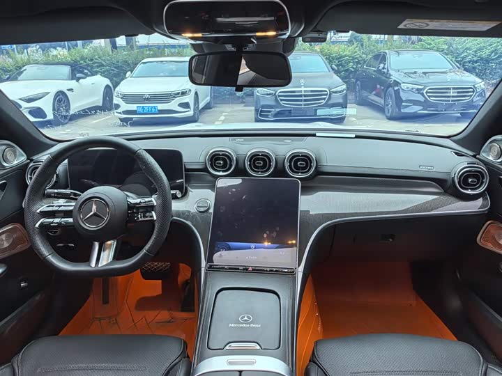 Фото 9 - Mercedes-Benz C-Class