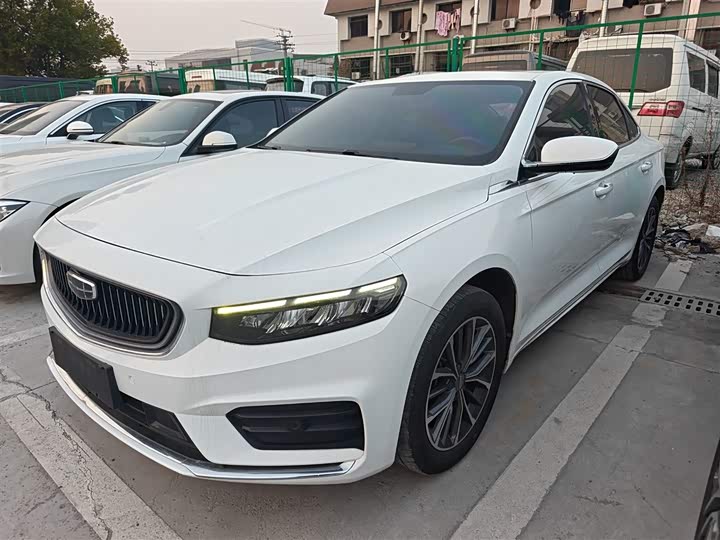 Фото 2 - Geely Preface