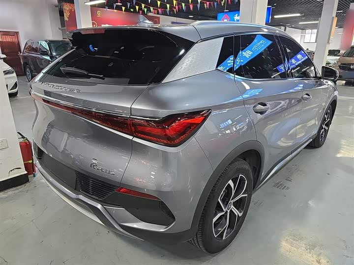 Фото 7 - BYD Yuan Plus