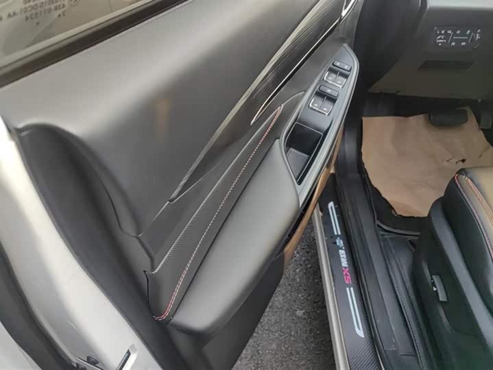 Фото 7 - Changan Oshan X5