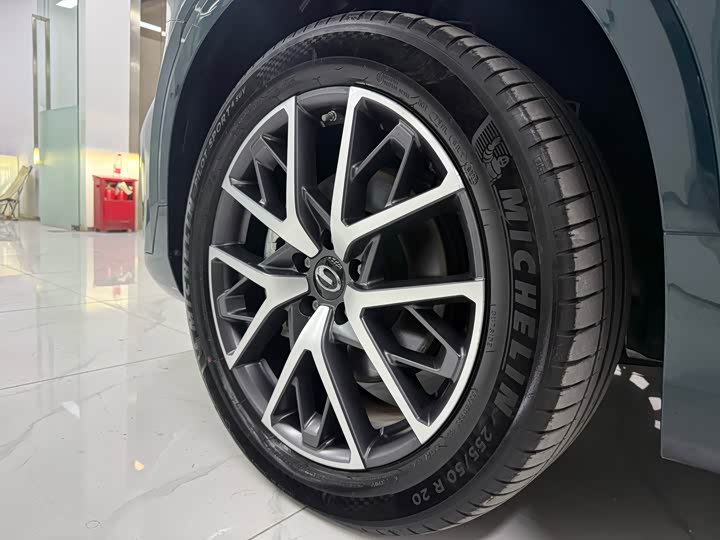 Фото 6 - GAC Trumpchi GS8