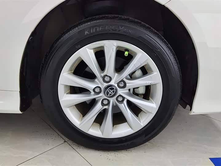 Фото 6 - Toyota Corolla