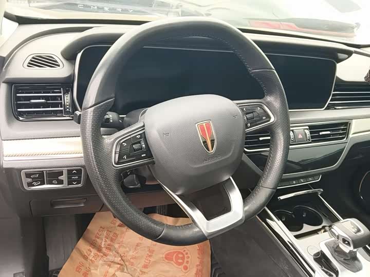 Фото 5 - Hongqi HS5