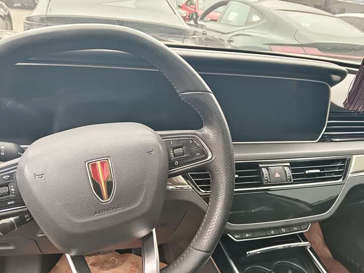 Фото 7 - Hongqi HS5