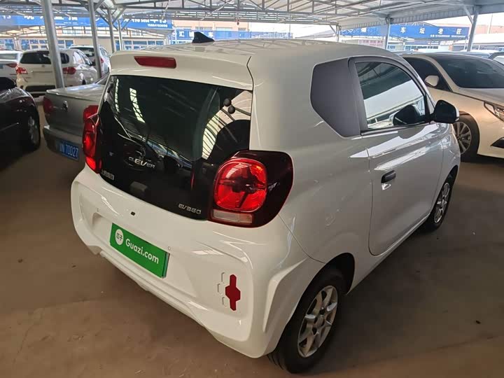 Фото 7 - Roewe Clever