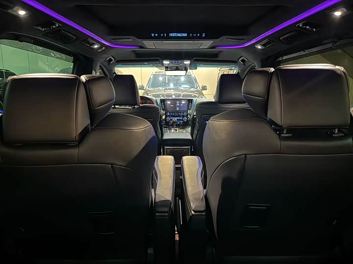 Фото 7 - Toyota Alphard