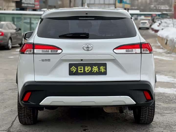 Фото 8 - Toyota Corolla Cross