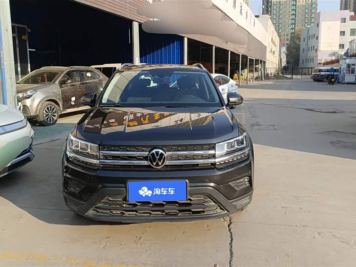 Фото 2 - Volkswagen Tharu