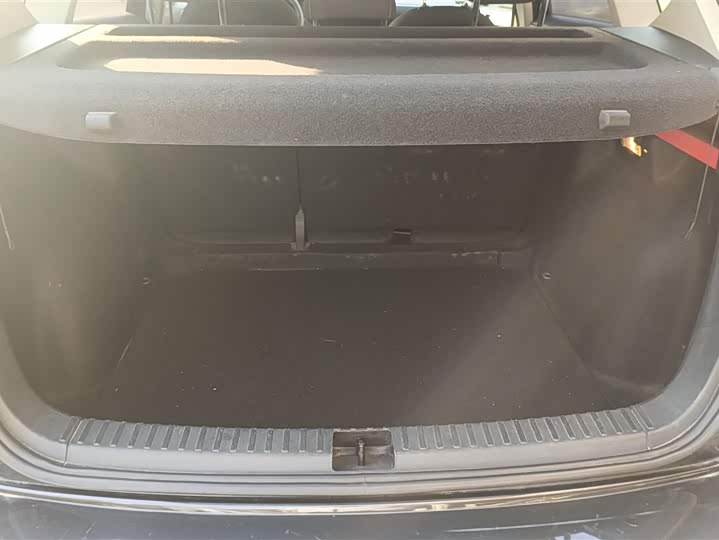 Фото 4 - Volkswagen Tharu