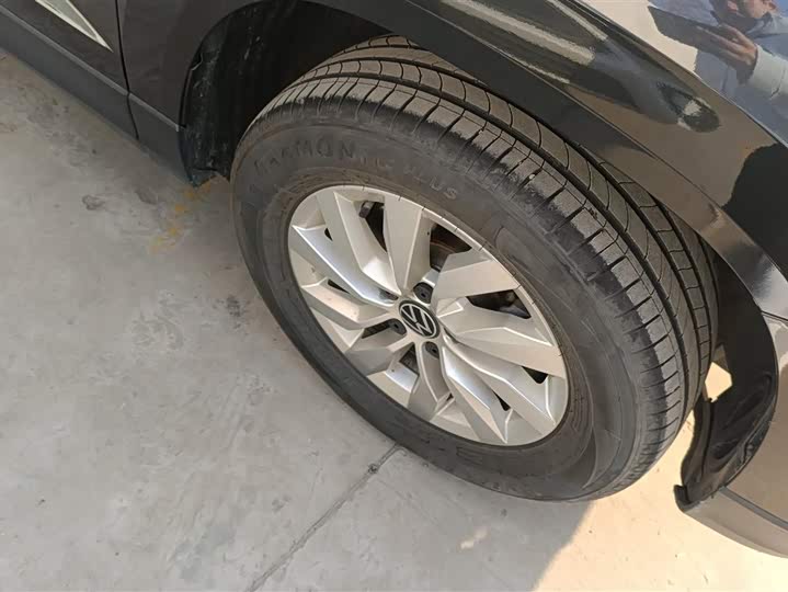 Фото 6 - Volkswagen Tharu