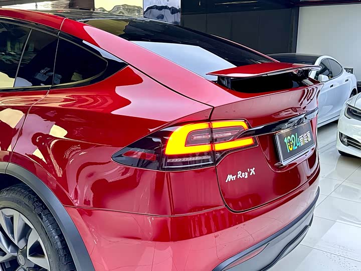 Фото 7 - Tesla Model X