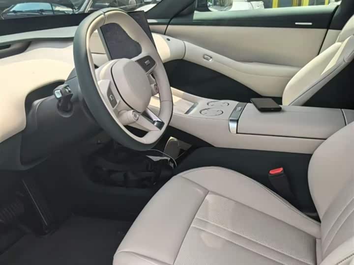 Фото 6 - Xiaomi YU7