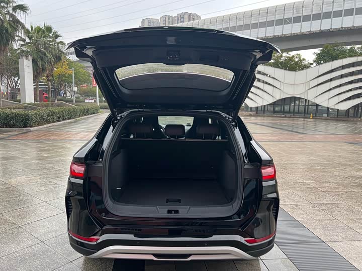 Фото 8 - BYD Song Plus Hybrid/EV