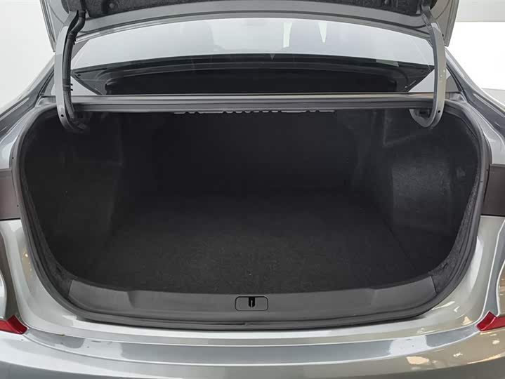 Фото 4 - Chevrolet Monza