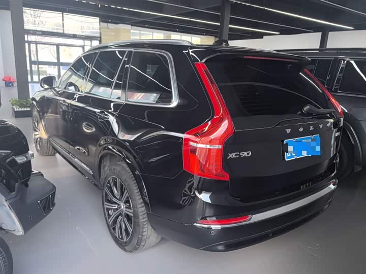 Фото 5 - Volvo XC90