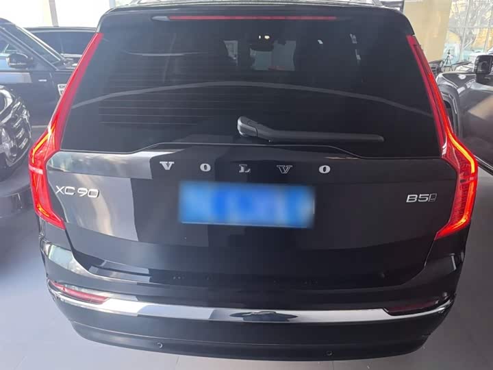 Фото 6 - Volvo XC90