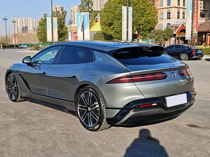 Фото 7 - Denza Z9GT