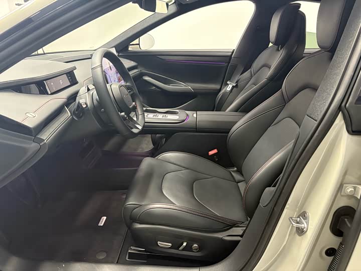 Фото 7 - Xiaomi SU7