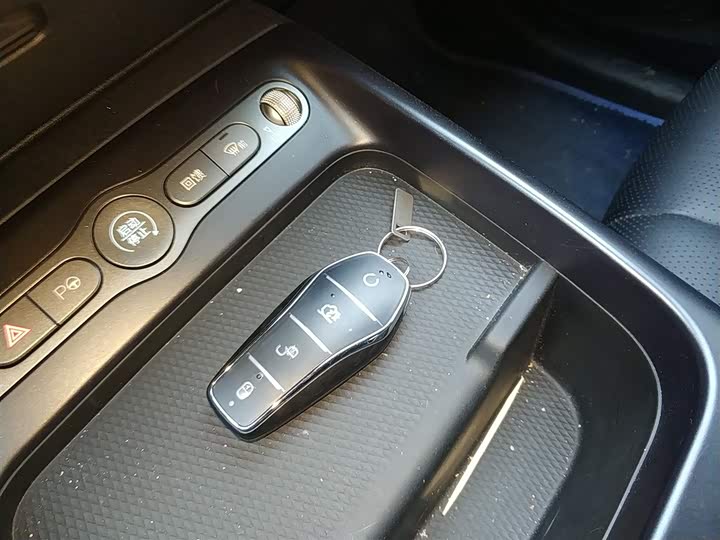 Фото 9 - BYD Dolphin