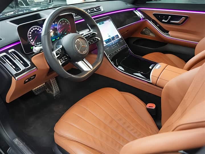 Фото 8 - Mercedes-Benz S-Class