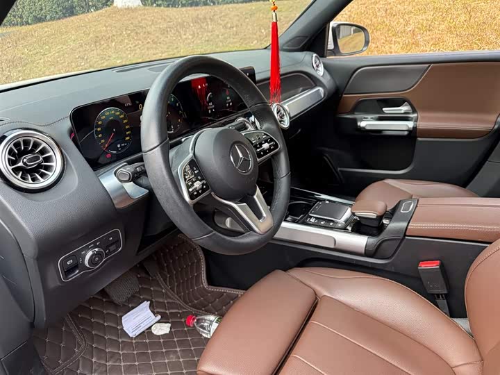 Фото 7 - Mercedes-Benz GLB-Class