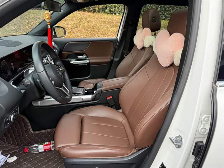 Фото 8 - Mercedes-Benz GLB-Class