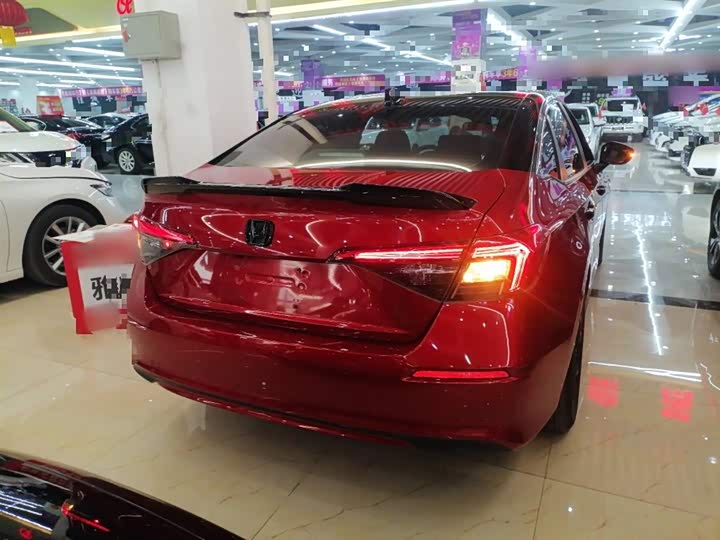 Фото 6 - Honda Civic