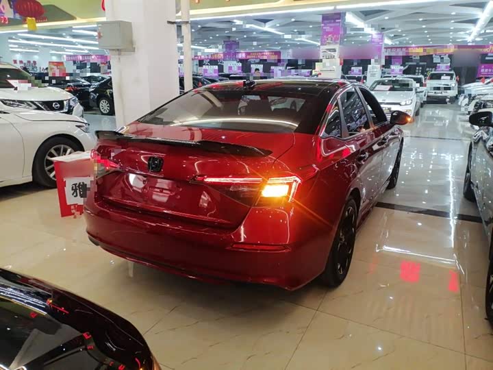 Фото 7 - Honda Civic