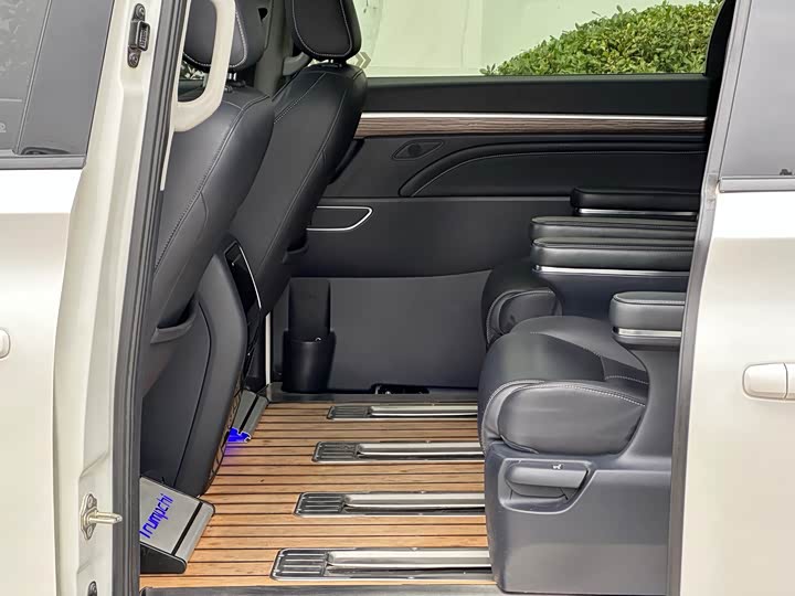 Фото 8 - GAC Trumpchi M8