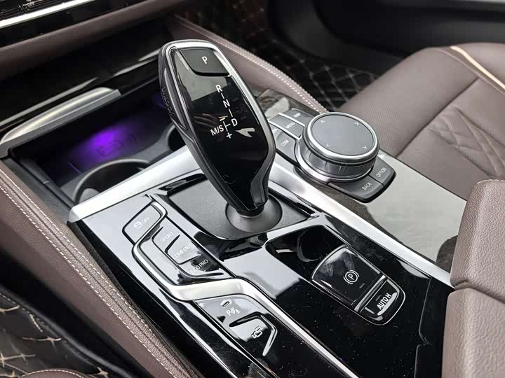 Фото 7 - BMW 5 Series