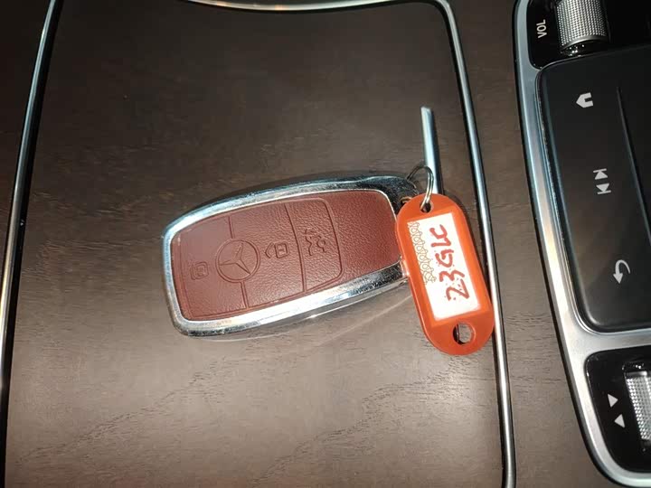 Фото 9 - Mercedes-Benz GLC-Class