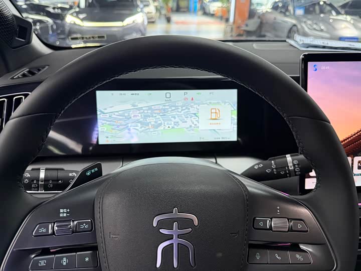 Фото 9 - BYD Song L DM-i Hybrid